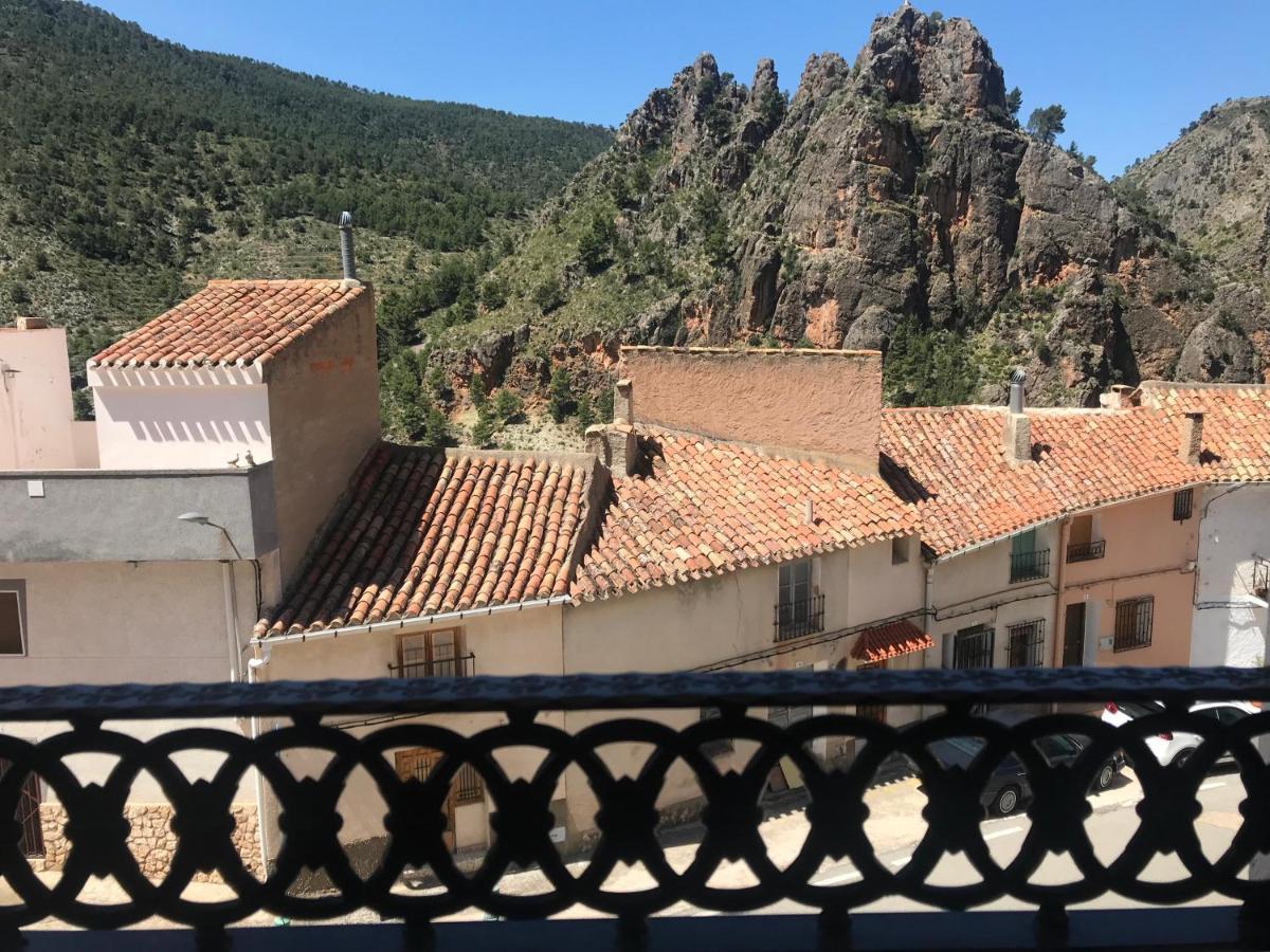 Alojamientos Rurales Entre Rocas Ayna Exterior foto